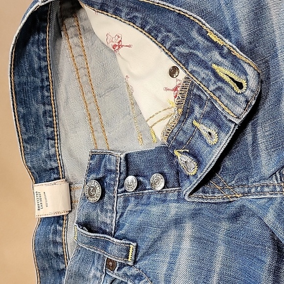 True Religion Size 25 Blue Jordan Y2K Flap Pocket Distressed/Destroyed Jeans - Picture 15 of 15